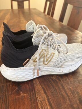 New Balance Women's Athletic Shoes with Gold Logo